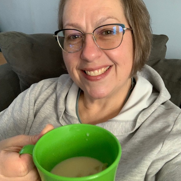 Meet your Posher, Tammy - Picture 4 of 5